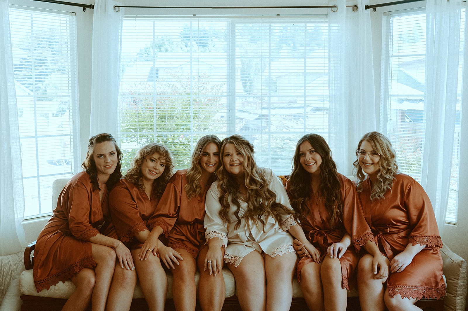 Bride and bridesmaids getting ready photos by Danielle Johnson Photography